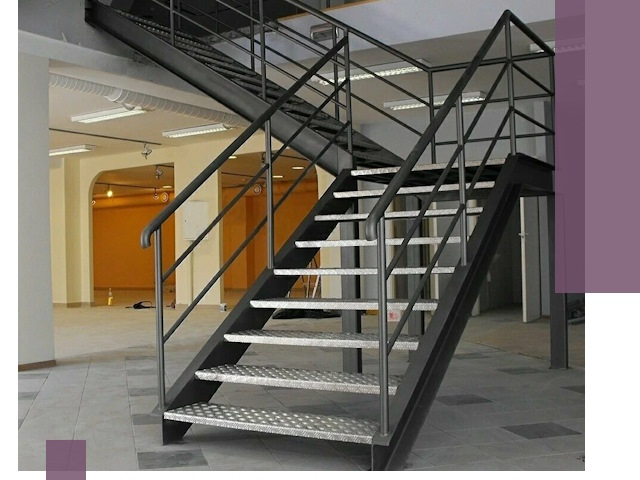 Лестницы для офиса в Старом Осколе: изготовление, монтаж, демонтаж