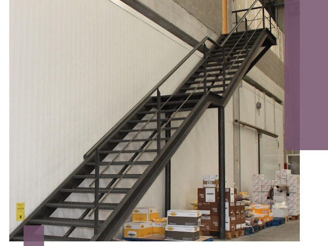 Лестницы для производства в Старом Осколе — изготовление и монтаж