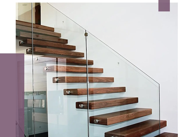 Стеклянные перила для лестницы в Старом Осколе от 14670 руб.