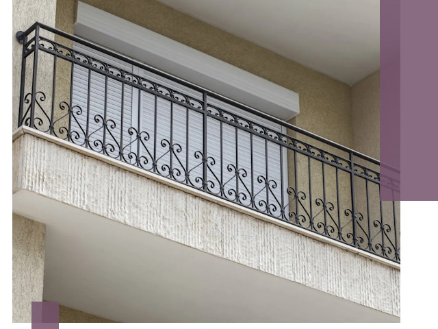 Балконные ограждения из металла и стекла в Старом Осколе для домов