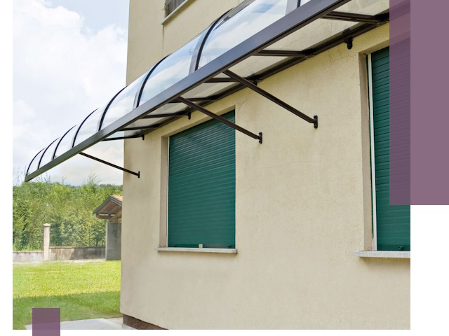 Козырьки над окнами в Старом Осколе — изготовление и монтаж по выгоде